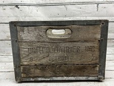 Vintage 1962 United Dairies Detroit Michigan Wooden Milk Bottle Crate Carrier