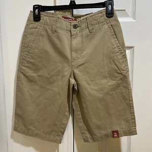 NWT Arizona chino shorts, Size 14 reg, adj waist, Khaki sport - Picture 1 of 3