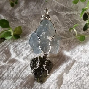 Authentic Moldavite & Reibeckite Quartz Wire Wrapped 925 Silver Pendant 6.55g - Picture 1 of 12