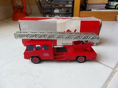 Berliet 770 KE Camiva 30 1/50 Miniatura Solido In Scatola - Immagine 1 di 2