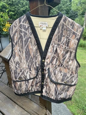 Cabelas Hunting Vest Realtree Camo - Image 1 of 4