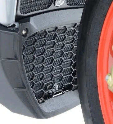 PROTEZIONE RADIATORE OLIO R&G PER APRILIA RSV4 RR 2015 > 2020 NERO OCG0025BK - Imagem 1 de 4
