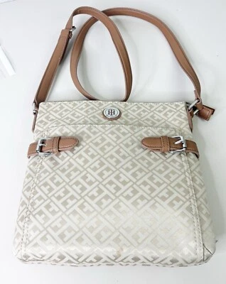 Tommy Hilfiger логотип 9 «x 10» бежевый коричневый регулируемый через плечо новый без ярлыка - Изображение 1 из 4