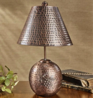 Park Designs VALLEY PINE 锤面铜灯带灯罩 — 第 1/3 张图片