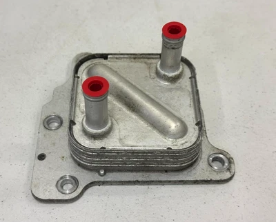 Enfriador de aceite de motor Nissan Rogue 2014-2020 Altima 2,5 L OEM Foto 1 de 4