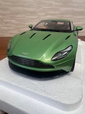 AUTOART Aston Martin DB11 1/18 Diecast Model Car No517 Brand - Image 1 of 4