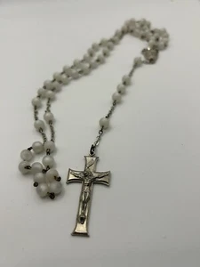 "Rosario católico vintage Saint Joseph Center cuentas de vidrio blanco 20""" - Imagen 1 de 8