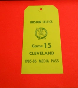 BOSTON CELTICS & CLEVELAND 1985-86 GAME 15 MEDIA PASS - Picture 1 of 3