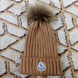 Moncler Hat Brown with Pom Pom Made of Fox Fur Free Size GRENOBLE.. - Picture 1 of 8
