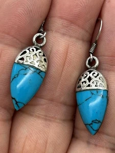 925 sterling Silver Vintage Handmade Natural Blue Turquoise Stones Earrings. - Picture 1 of 16