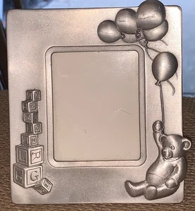 VTG ‘84 Royal Selangor Pewter Baby 2.5x3 Photo Picture Frame 4”W 4.5”T # 3310 - Picture 1 of 10