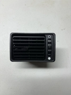 Salida de aire aire acondicionado derecha BMW E28 528E 535I M5 cb2006 Foto 1 de 4