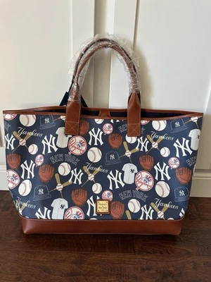 Bolso de Picnic Dooney & Bourke MLB New York Yankees Nuevo con Etiquetas Foto 1 de 4