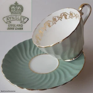 Aynsley England #1531 Sage Green Swirl Footed Teacup & Saucer. Gold Grapevine - Picture 1 of 12