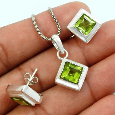 Prefect Gift For Her 925 Sterling Silver Natural Peridot Gemstone Jewelry Set - Image 1 of 4