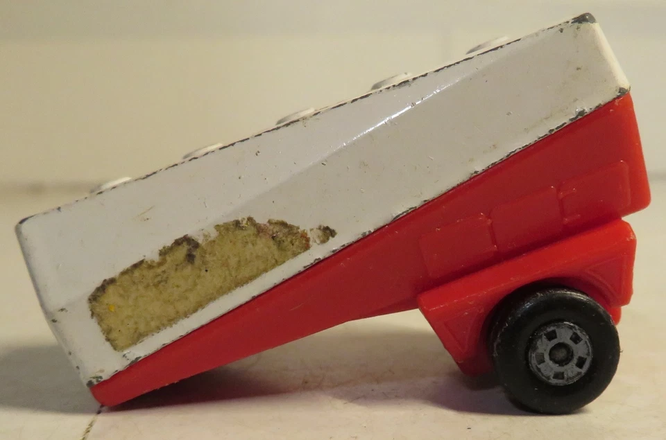 Remolque de juguete Matchbox Lesney autopista súper rápido cisterna de gasolina 63 rojo blanco SIN CAMIÓN Foto 1 de 4