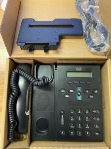 Used Cisco CP-6921-C-K9 2-Line Office VoIP SIP Config Phone - No power adapter - Afbeelding 1 van 1