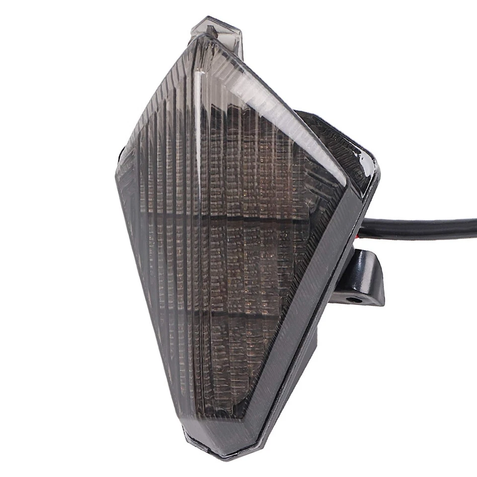 Rear LED Turn Signal Brake Running Tail Light Fit For YAMAHA YZF R1 2007-2008 — 第 1/4 张图片