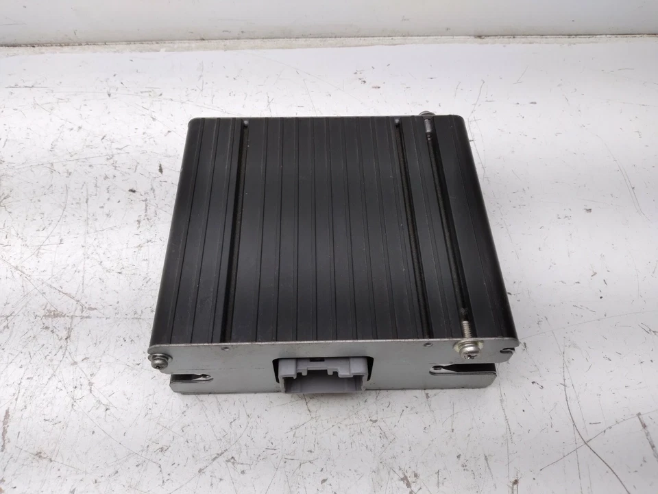 2008-2016 Jeep Patriot Power Inverter Converter Charger Control Module Unit OEM - Imagem 1 de 4