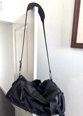 Briggs and Riley Cargo Satchel ZX160-4 Black 13.3”x 22.3”x12” - Image 1 of 4