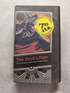 The Devil's Rain 1991 VHS Clamshell Horror Travolta Shatner Borgnine - Picture 1 of 5