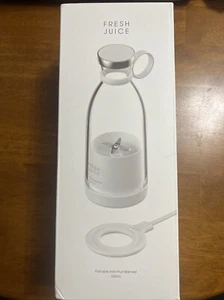 Mini personal Portable Juicer Blender Mixer Bottle USB Rechargeable.  - Picture 1 of 4