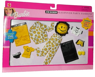 Barbie, Kelly, Tommy Joe Boxer Smile Sleepover Fashions 2000 Mattel HTF NRFB VTG - Image 1 of 4