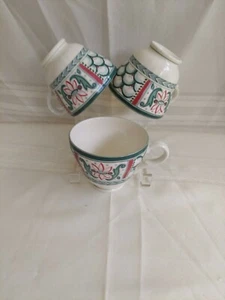 MIKASA COUNTRY CLASSICS DD007 COUNTRY SCENE 3 FOOTED CUPS MADE IN MALAYSIA-E. - Picture 1 of 7