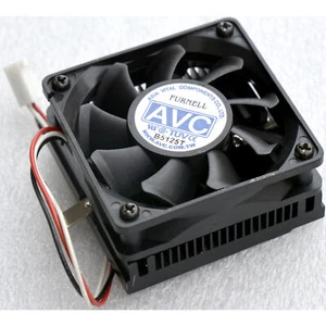 SUPER FLACHER LÜFTER KÜHLER COOLER 60MM 28MM FLACH 12V 3 PIN KOMPAKT KLEIN M531 - Bild 1 von 1