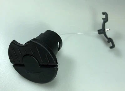 Parts DeWALT DCCS620 DCCS670 DCCS690 Chainsaw Oil Tank Cap 90618141 - Image 1 of 3