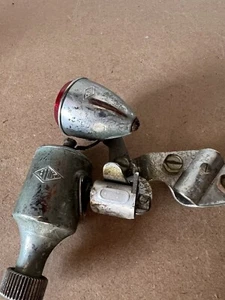 LUZ BICICLETA MILLER VINTAGE CON LÁMPARA GENERADOR Trasera Funciona Probada. - Imagen 1 de 24
