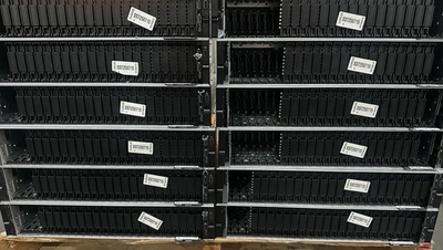 Lote 9 servidores Dell R7425 24SFF 8x U.2 - 2x AMD 7351 SEM RAM 1100W PSU 32 núcleos - Imagem 1 de 4