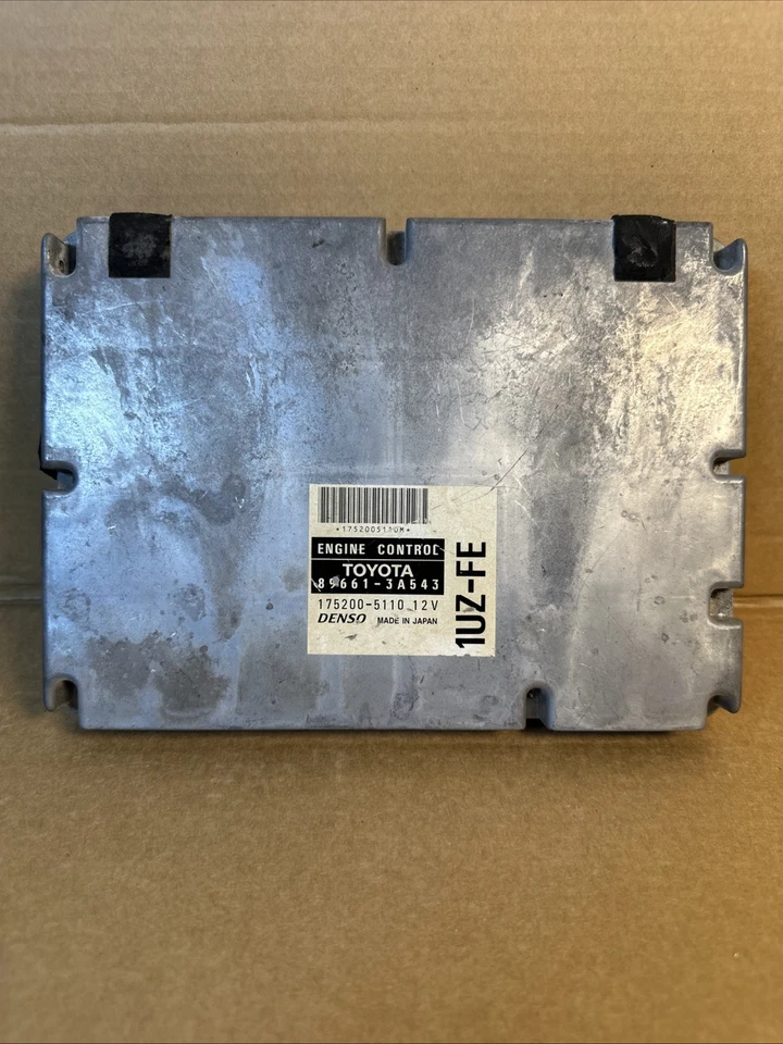  Módulo de control del motor ECU ECM 1998-99 Lexus GS400 | 89661-3A543  Foto 1 de 4