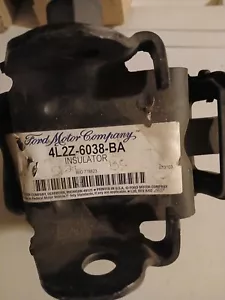 NEW, OEM Ford 4L2Z6038BA 2002-10 Explorer Front Engine Mount - Picture 1 of 1