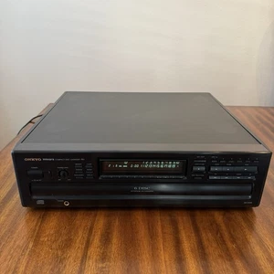 Cambiador de 6 discos reproductor de CD Onkyo Integra R1 DX-C606 - para piezas - bandeja de disco pegada - Imagen 1 de 10