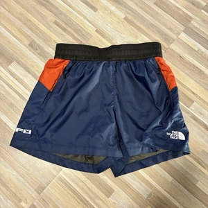 The North Face Shorts Women’s Size: Medium TNFX Navy Blue Windwall - Picture 1 of 10