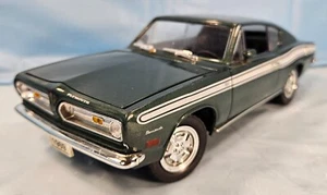 Road Signature Green 1969 Plymouth Barracuda 383 1/18 Diecast - Picture 1 of 5