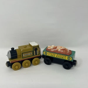 Thomas & Friends Ferrocarril de Madera Stepney Fósil Carro Tren Tanque Motor - Imagen 1 de 8