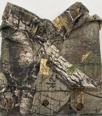 Men’s Size2XL Realtree Game Winner Camo Shirt, long sleeved. - Image 1 of 4