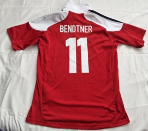 Camiseta Dinamarca 2012 local #11 Bendtner Adidas camiseta roja talla niños M fútbol - Imagen 1 de 9