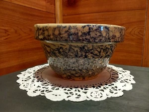 7" ROBINSON RANSBOTTOM #700 BLUE SPONGEWARE 1 1/2 QT BOWL ROSEVILLE, OHIO - Picture 1 of 12
