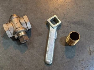 3/4" x 3/4" NPT Massiv Messing Hahn Absperrschraube 10900185 4820-00-461-4216 125 PSI - Bild 1 von 4