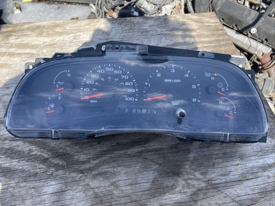 2002-2004 Ford F150 F250 F350 Instrument Gauge Speedometer Cluster OEM - Image 1 of 3