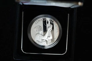 2011 US Mint September 11 National Silver Medal in Box with COA! - Picture 1 of 4