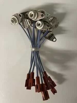 Paquete de 10 enchufes de lámpara SYLVANIA GTE 600V 3000W 15A Foto 1 de 3