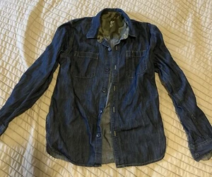 Gap Denim Shirt Youth XL Blue Denim Camouflage Lining Button Up 7N - Picture 1 of 9