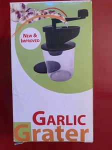 Knoblauchreibe mit Behälter - Ideal zum Reiben von Knoblauch, blau Neu im Karton - Bild 1 von 4