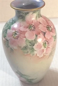 DE COLECCIÓN P.A.L.T. JARRÓN FLORAL DE PORCELANA Y BRILLO ALTO CHECO - S - Imagen 1 de 9