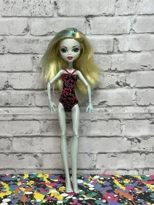 Costume da bagno bambola Monster High LAGOONA BLUE 2008 capelli blu biondi occhi verdi - Foto 1 di 18