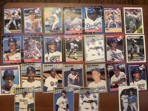 Los Angeles Dodgers baseball card lots 25 cards per lot late 80s - Picture 1 of 4